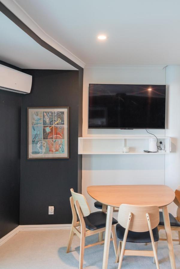 Luxury Apartment - Parking - Hot Tub - Stunning Views Оукланд Екстериор снимка