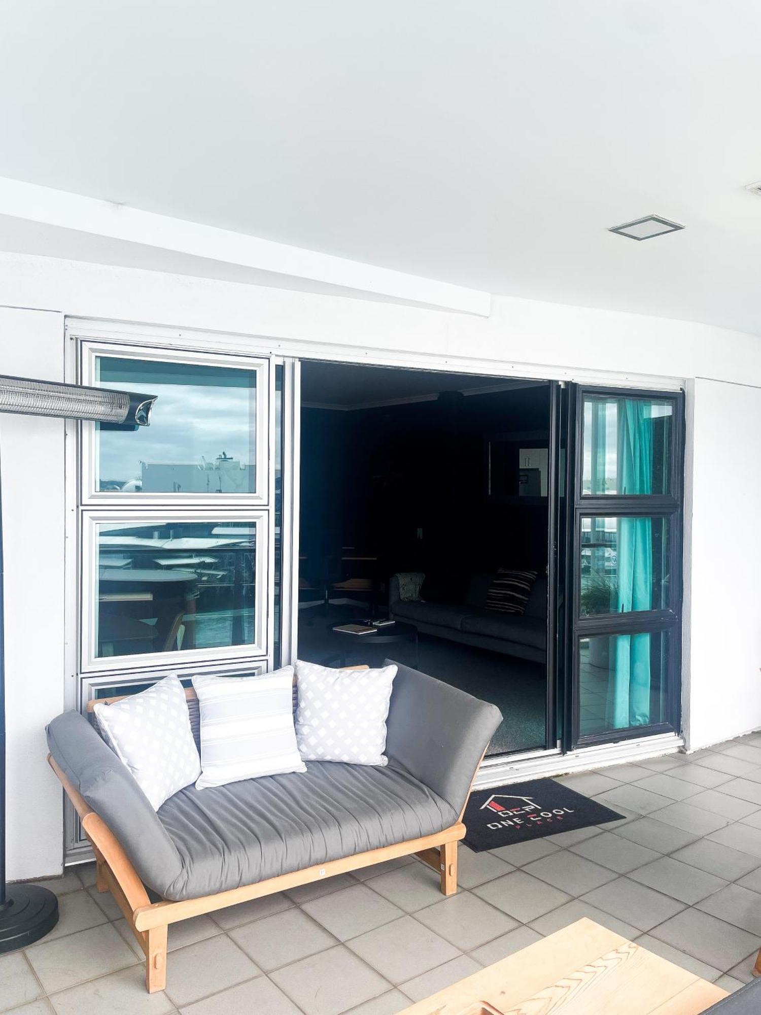 Luxury Apartment - Parking - Hot Tub - Stunning Views Оукланд Екстериор снимка